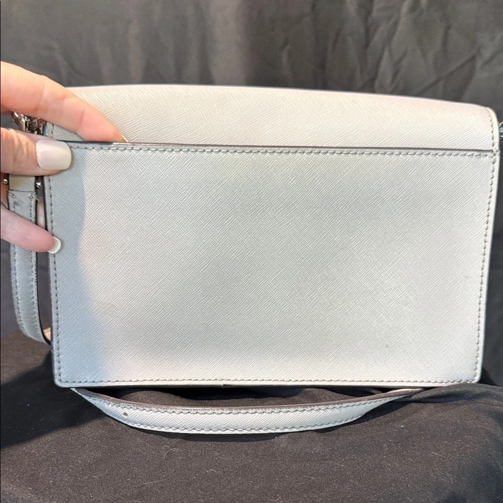 Kate Spade Crossbody Bag with Silver Chain - Picture 4 of 9